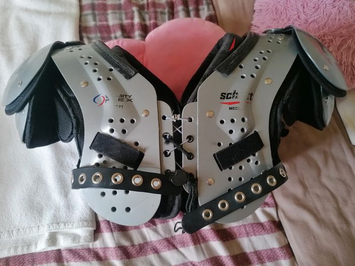 Épaulière football américain Varsity Flex