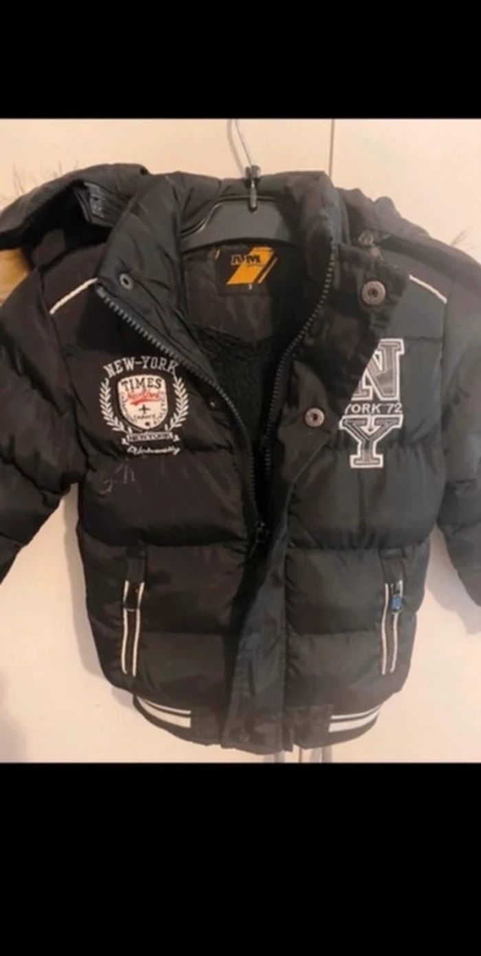 Doudoune à capuche taille 3 ans - photo numéro 2