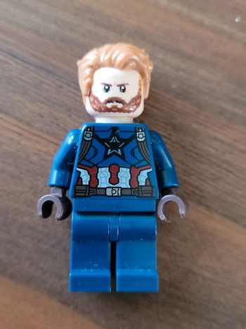 Figurine Lego Super Heroes  Captain America   sh495