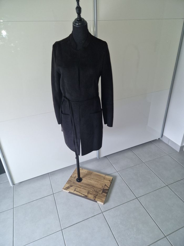 Veste en daim noir - photo numéro 2