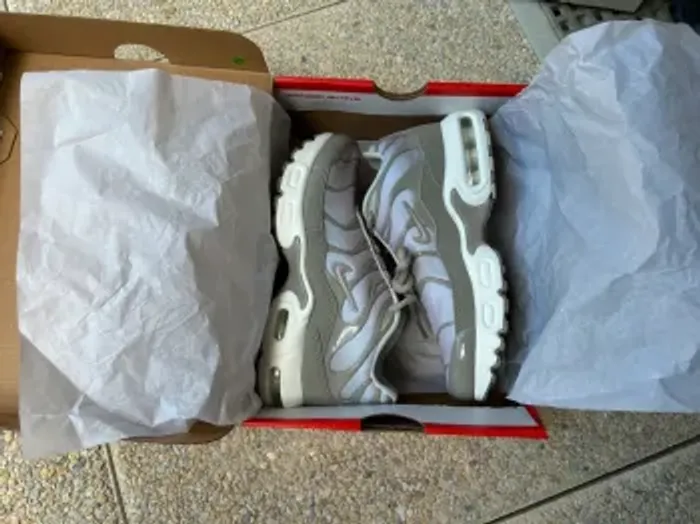 Chaussures Nike Air Max Plus TN enfant fille garçon - photo numéro 11