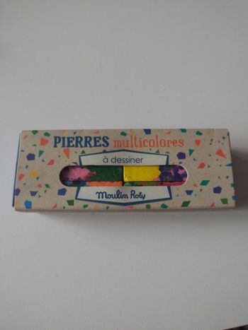 Pierres multicolores