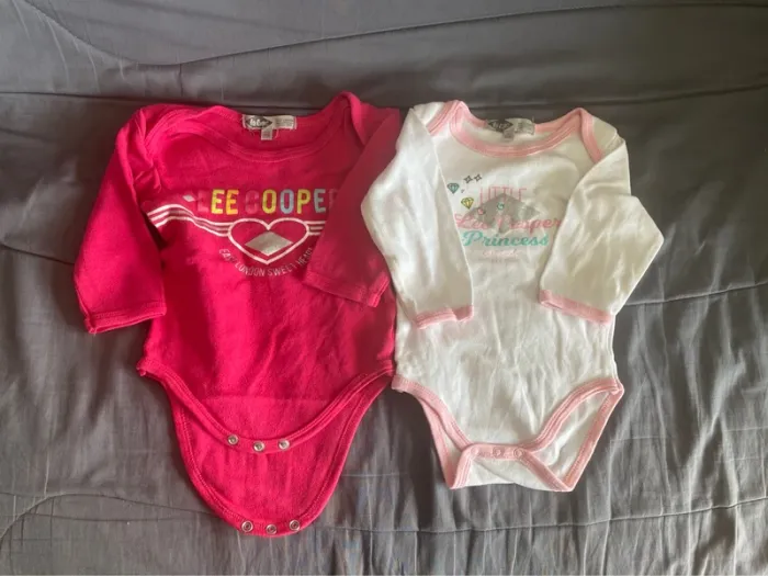 Lot 2 bodies fille lee Cooper