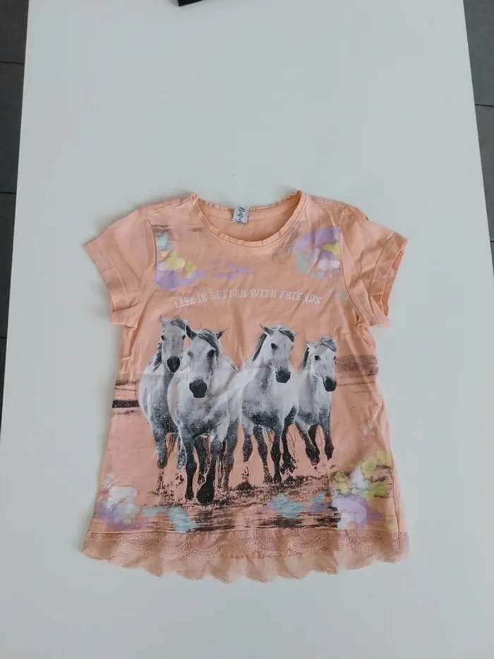 Tee shirt manches courtes