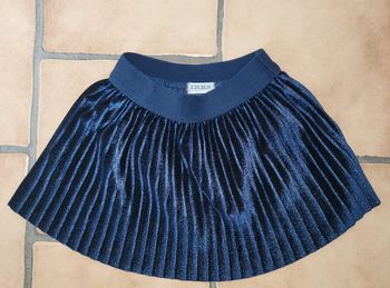 Jupe bleu marine et pailletés idéal fête 6 mois