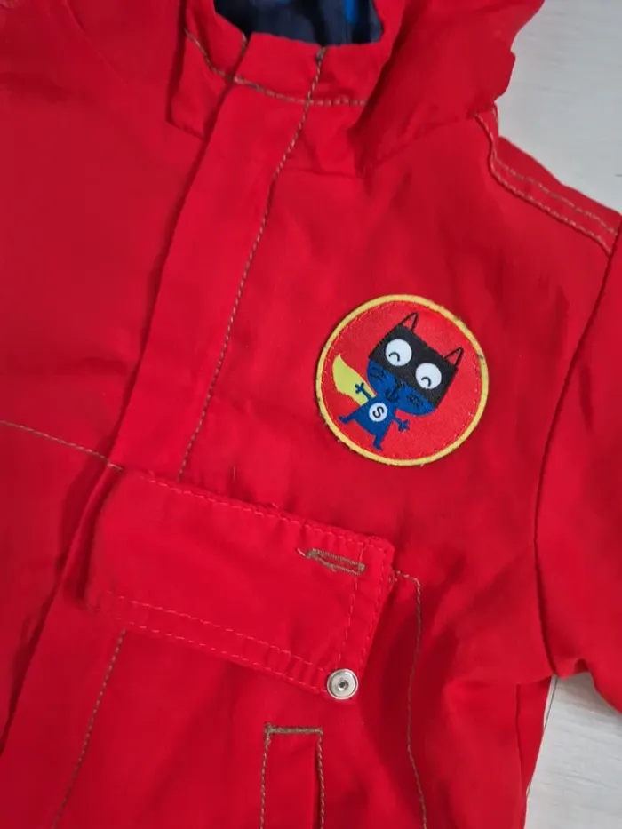 Veste à capuche rouge - photo numéro 2