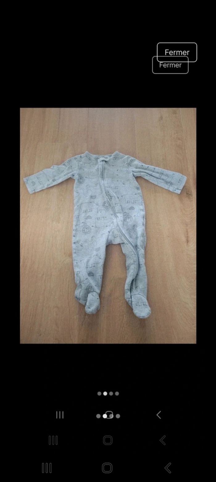 Pyjamas fins - photo numéro 2