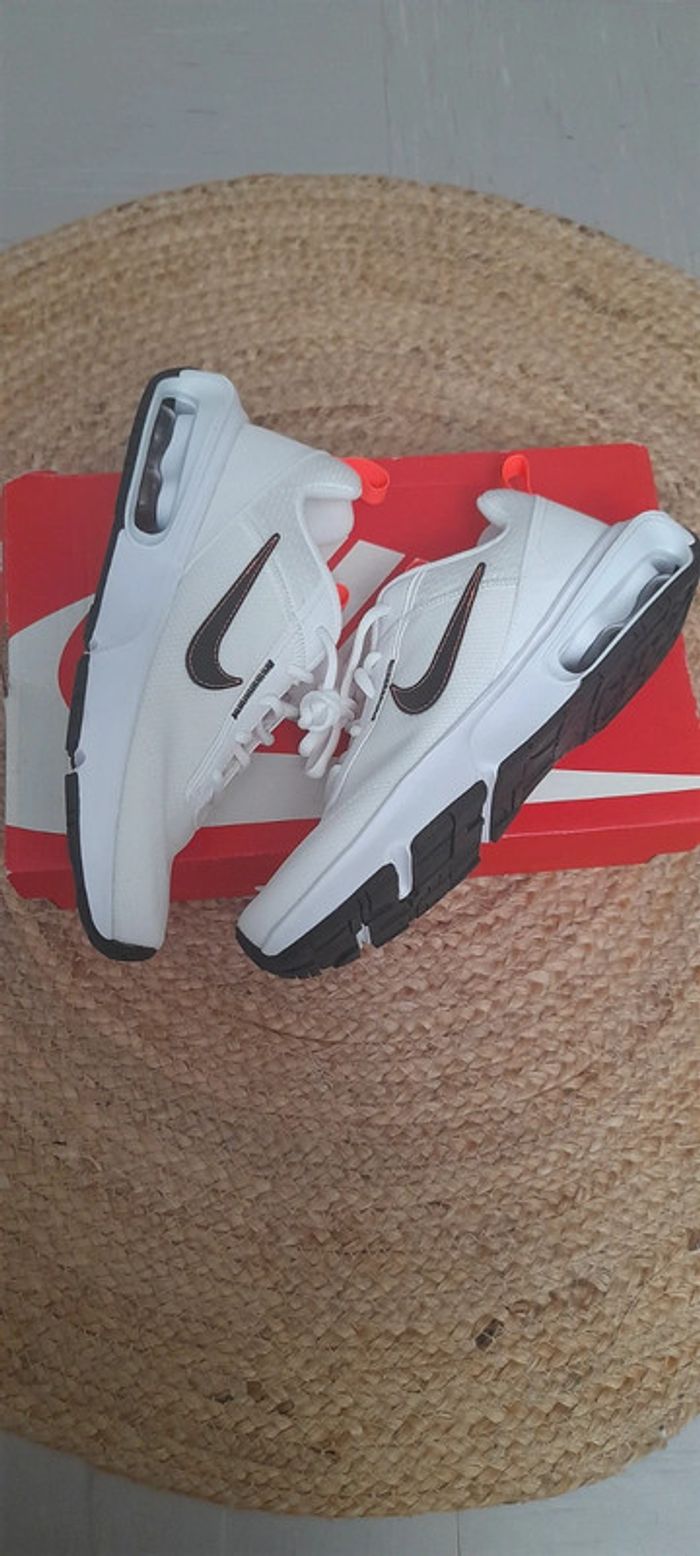 Basket Nike Air Max W 2090 - photo numéro 4