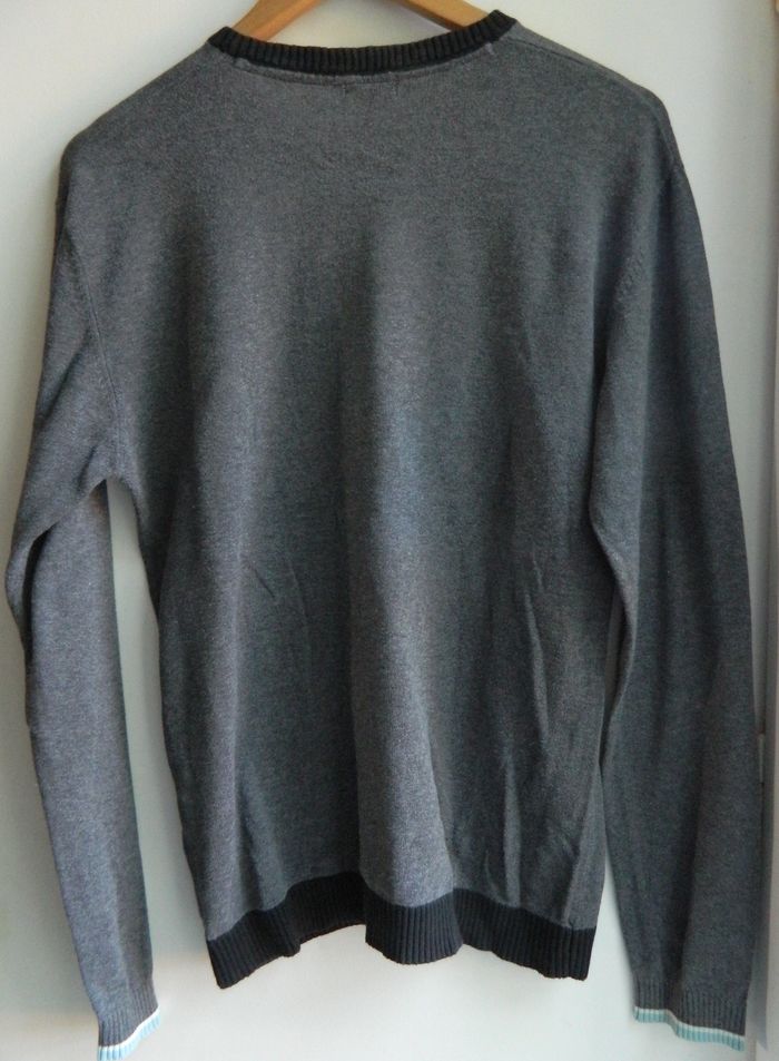 Pull col V "In extenso" T 16 ans - photo numéro 4