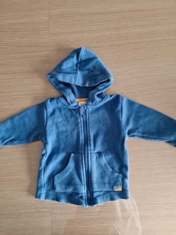 Gilet tape a l'oeil 3 mois