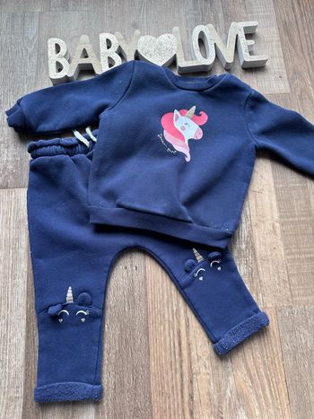 - Ensemble In extenso  - 9 mois - Très bon état 