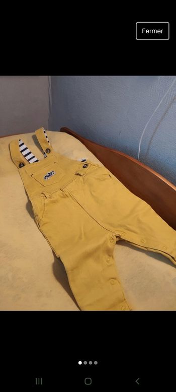 Ensemble salopette et gilet taille 6 mois