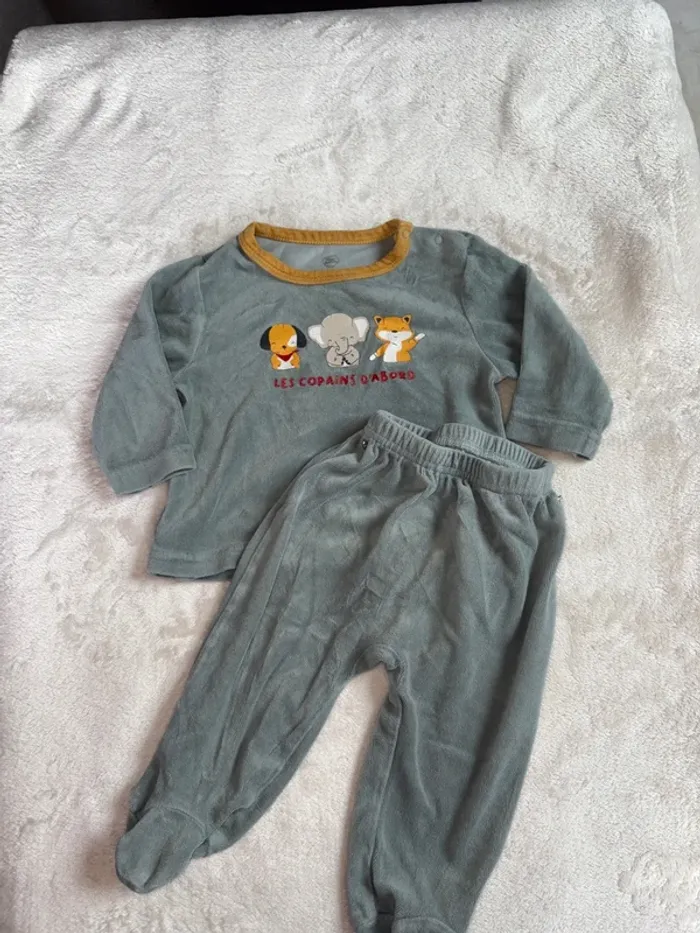 Pyjama deux pièces - photo numéro 2