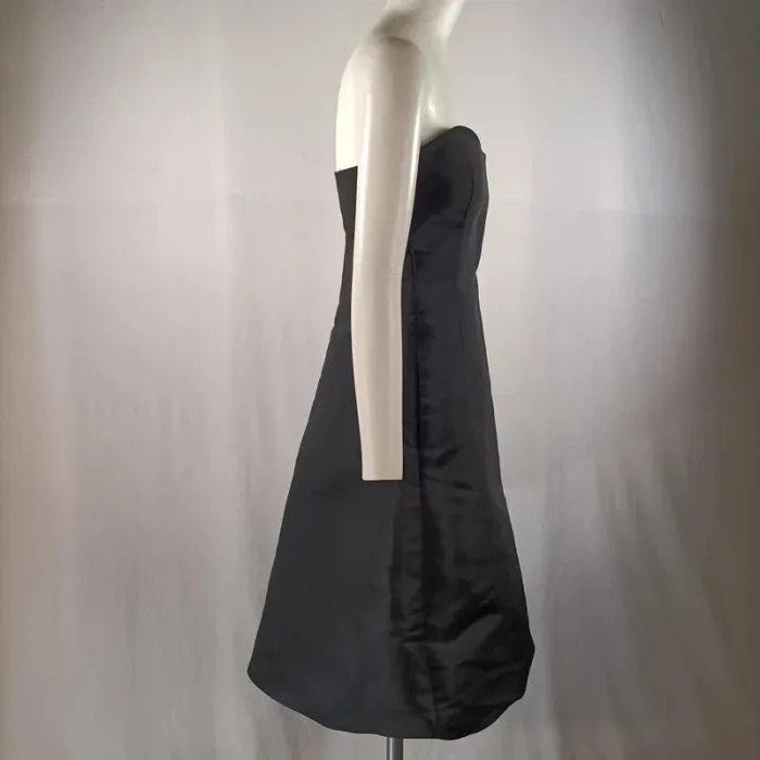 Robe bustier noire satinée coupe évasée taille S - photo numéro 5