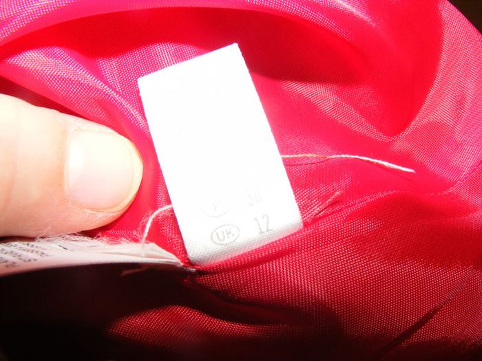 Superbe robe rouge Yessica Neuve taille 40 - photo numéro 11