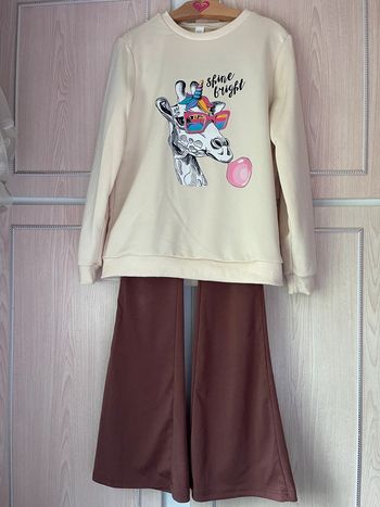 Ensemble 14 ans pull et pantalon patte d’éléphant