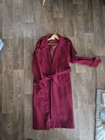 Trench rouge bordeaux