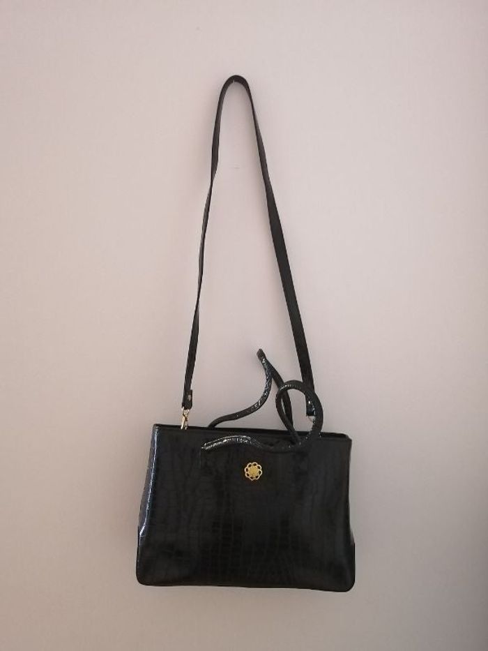 Sac noir vernis neuf