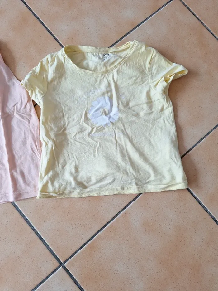 Lot tee-shirts - photo numéro 2