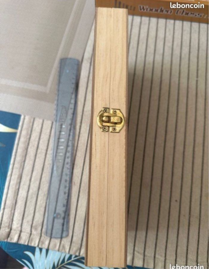 Échiquier en bois neuf - photo numéro 5