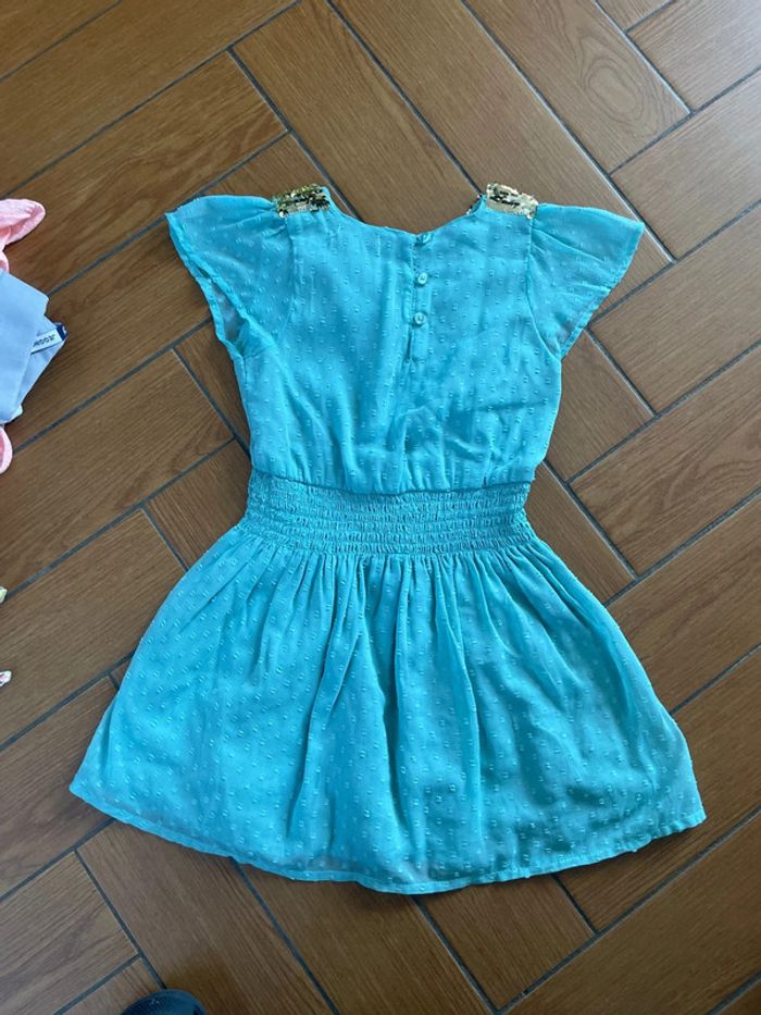 Robe 3/4 ans - photo numéro 2
