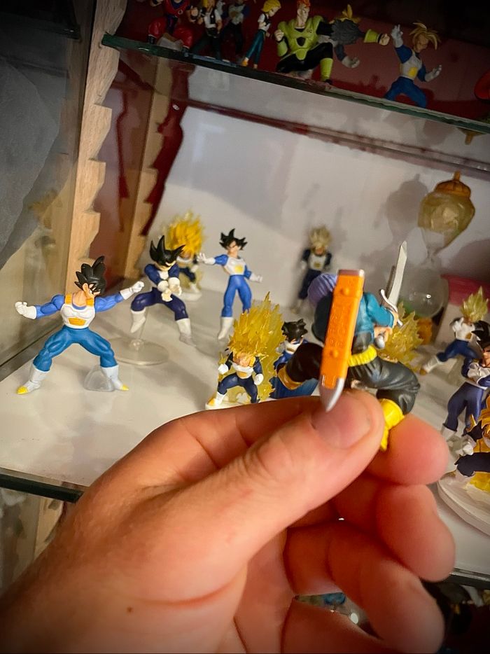 Figurine dragon ball gashapon hg Trunks - photo numéro 2