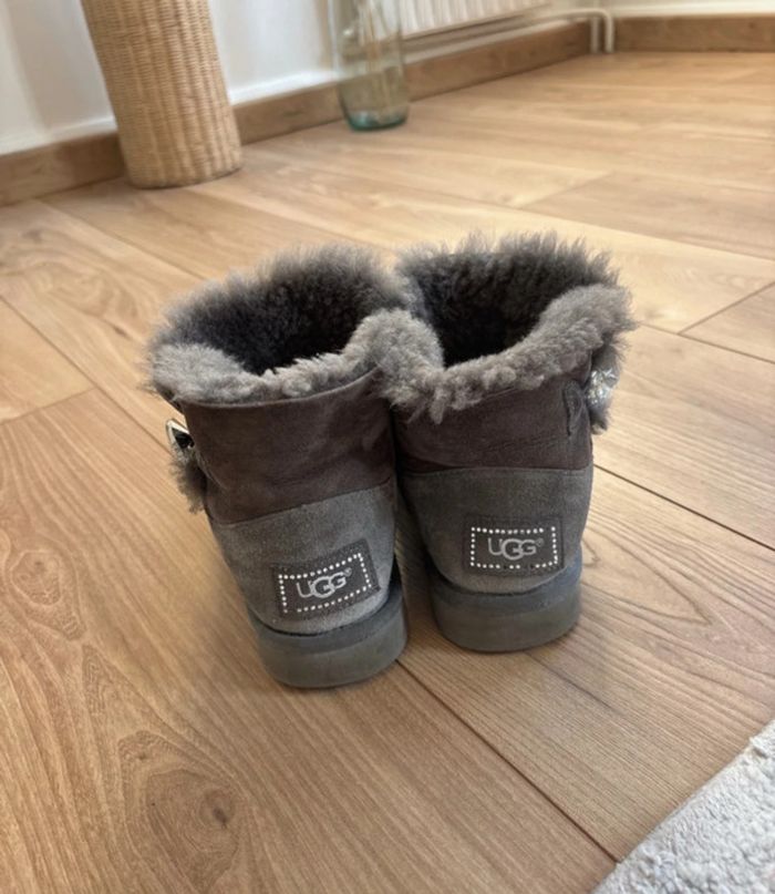 UGG mini Bailey Button Swarovski - photo numéro 2