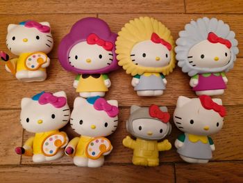 Lot de 8 hello kitty