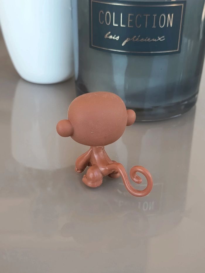 Littlest Pet Shop #56 brown monkey chimpanzee - photo numéro 2