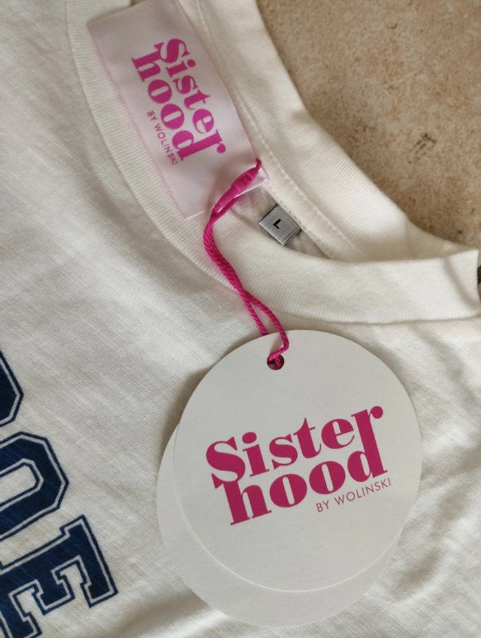 Crop top sisterhood neuf - photo numéro 2