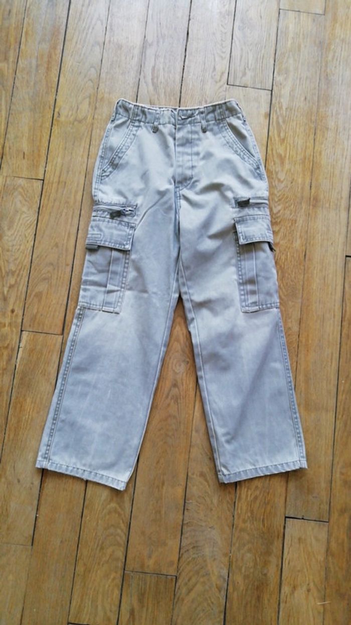 Pantalon garçon taille 8 ans.
