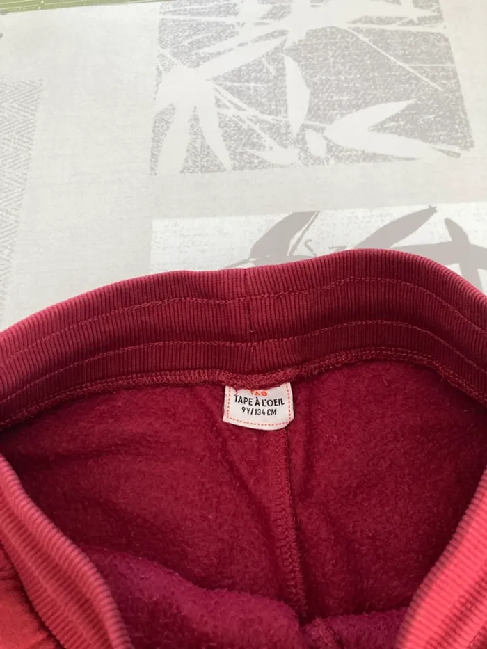Pantalon-Jogging bordeaux TAO en taille 9 ans (134 cm) - photo numéro 2