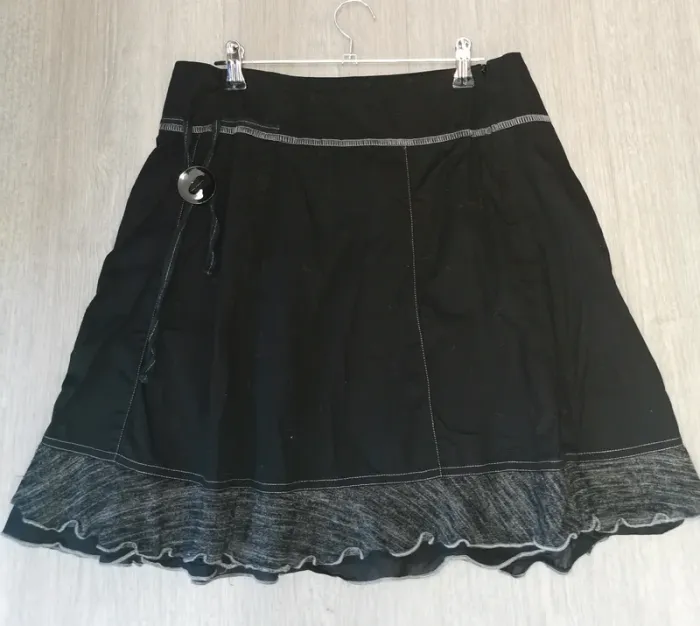 Jupe taille 42 kwoman - photo numéro 2