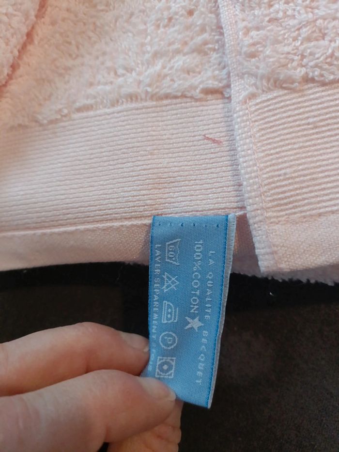 Serviette gants rose becquet - photo numéro 3