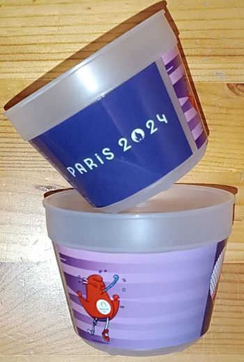 2 Eco cups PARIS 2024 officiels