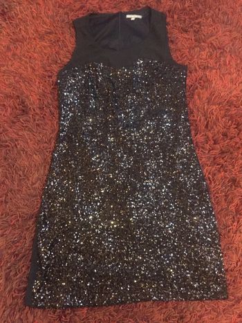 Robe noir sequins