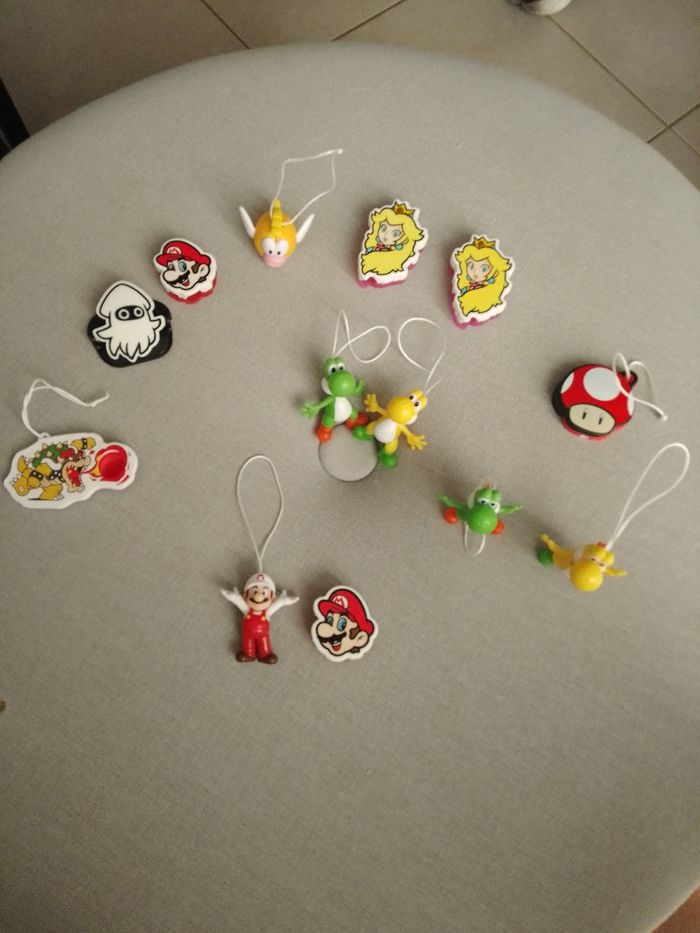 Figurine kinder Mario