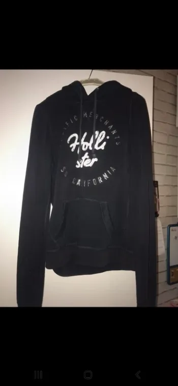 Sweat hollister