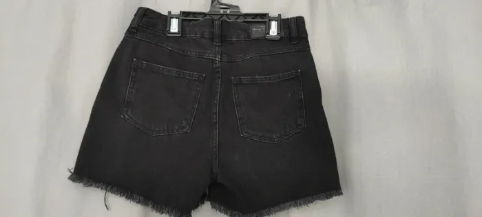 Short noir neuf high waist (taille haute) - photo numéro 8