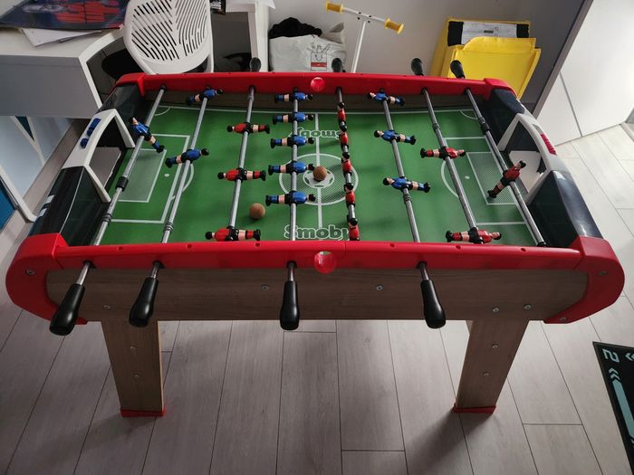 BABY FOOT - CHAMPIONS ET 2 BALLES LIEGE - photo numéro 2