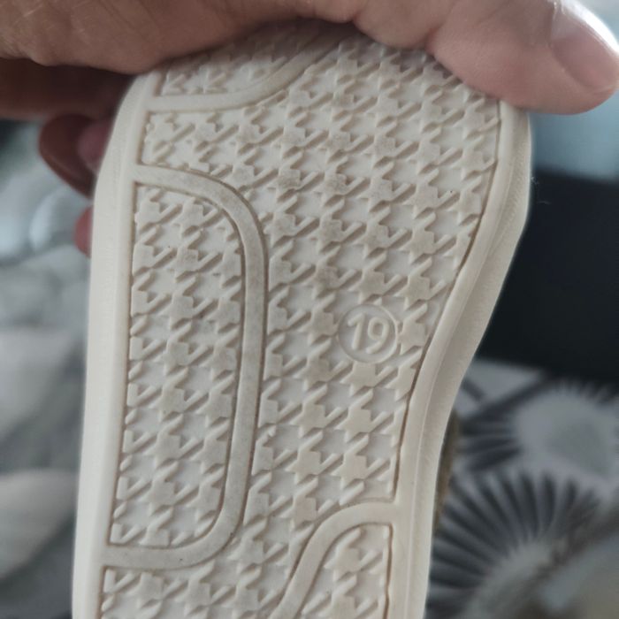 Chaussure GBB taille 19 - photo numéro 3