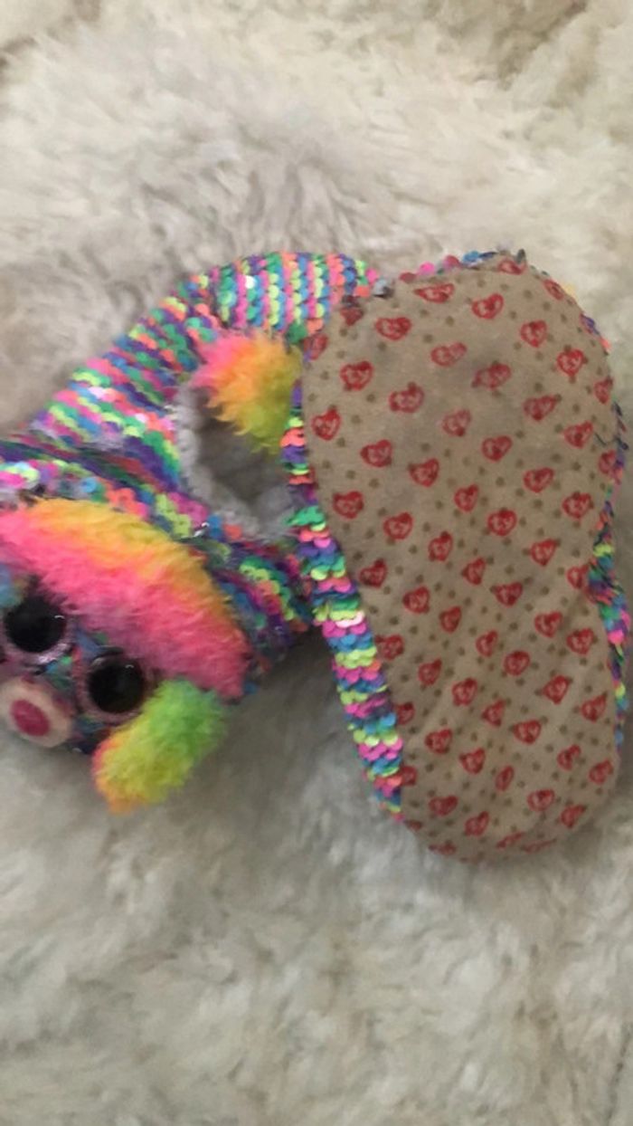 Très jolie pantoufle fille (taille 33) - photo numéro 7