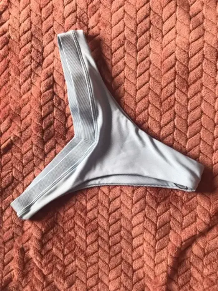 Maillot de bain - photo numéro 4