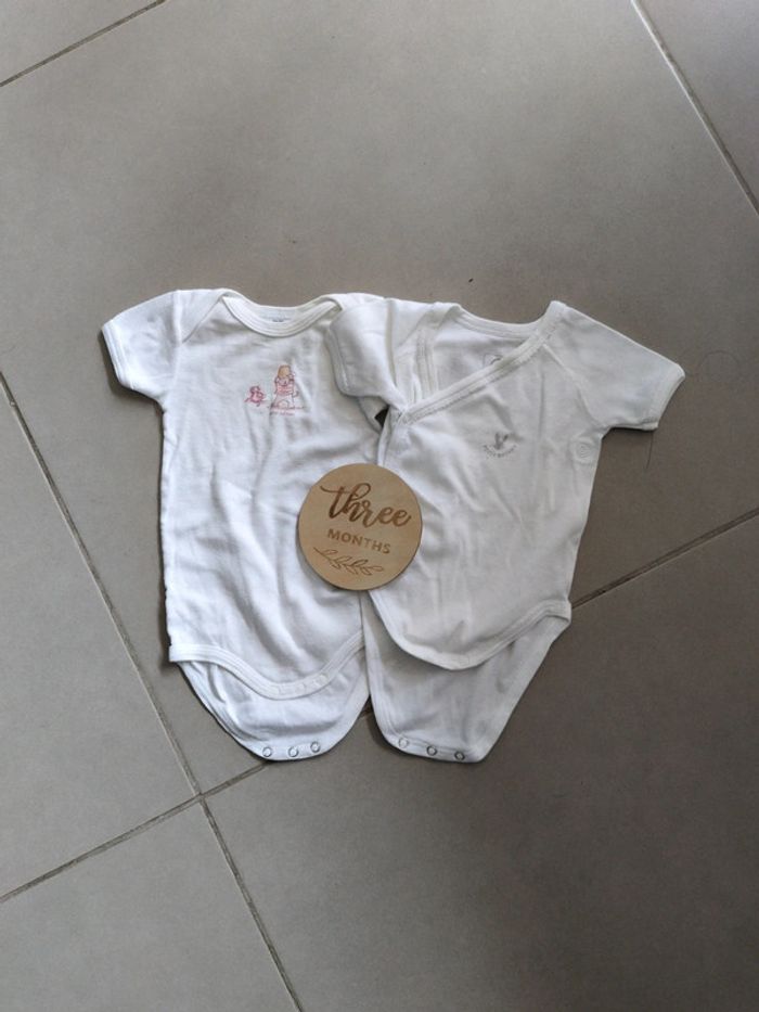 Lot 2 bodies 3 mois