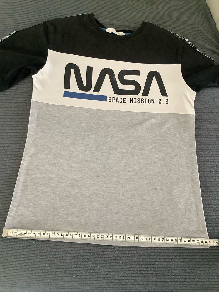 T-shirt NASA 10/12 ans - photo numéro 7