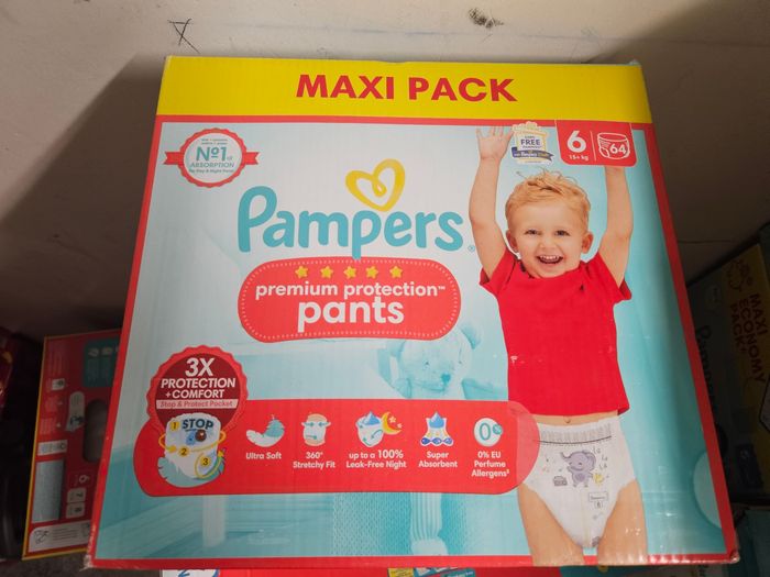 64 couches taille 6 pants premium protection