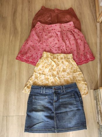 Lot de 4 jupes taille 38