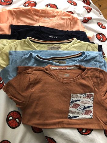 Lot 5 maillots 8 ans