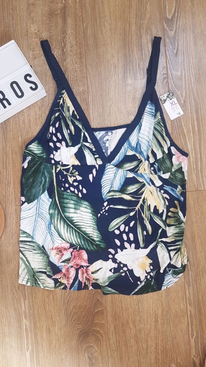 Top à bretelles neuf Primark XL - photo numéro 2