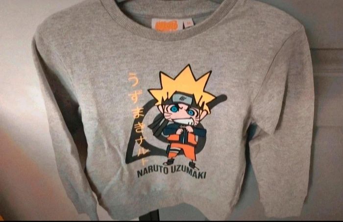Pull garçon Naruto 5 ans neuf